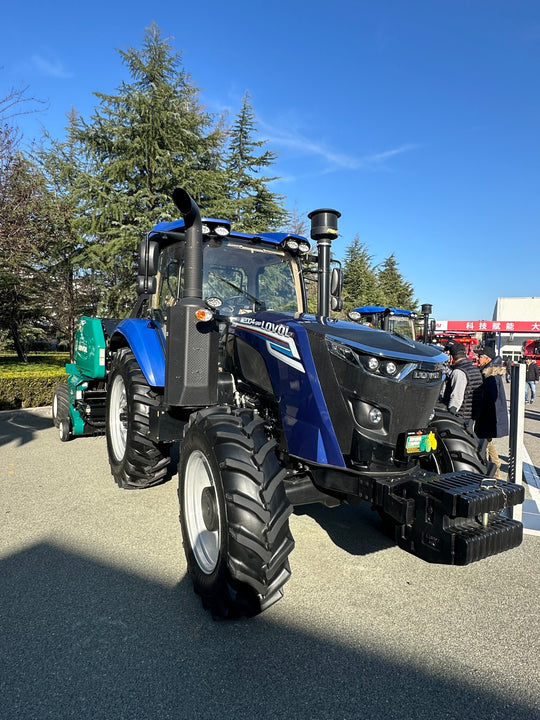 LOVOL M2204 TR G4 220hp Cabin Tractor