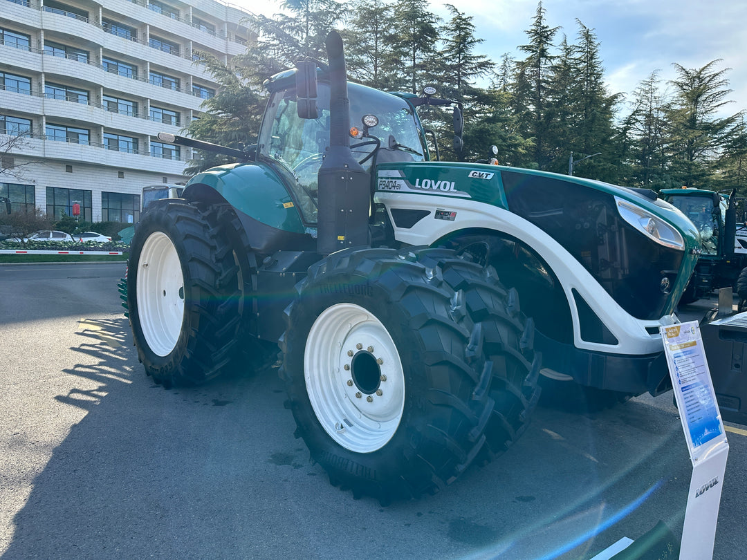 LOVOL P8340, 340hp Tractor