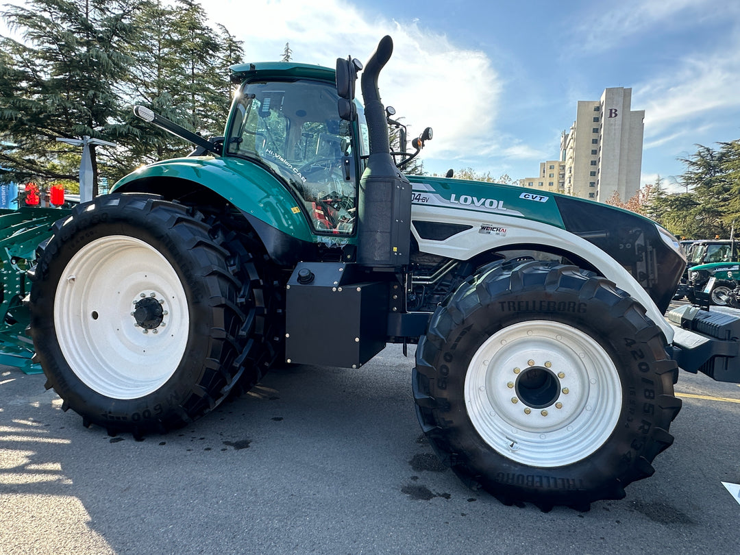 LOVOL P8340, 340hp Tractor